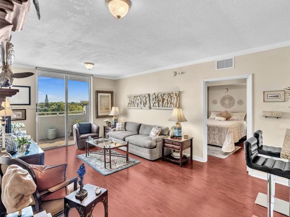 2600 SW 27th Ave 506, Miami FL 33133