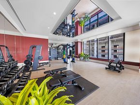 11 NE 6th St 1208, Miami FL 33132