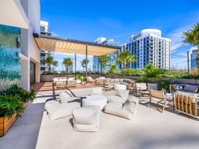 11 NE 6th St 1208, Miami FL 33132