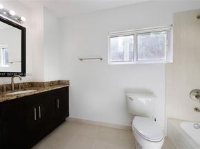 2020 Prairie Ave 202, Miami Beach FL 33139