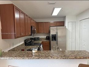 11603 NW 89th St 214, Doral FL 33178