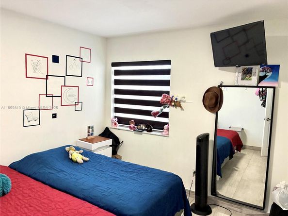 6820 W Flagler St 405, Miami FL 33144