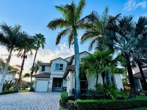 1887 Harbor View Cir, Weston FL 33327