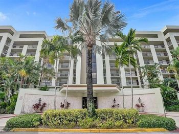 7050 NW 44th St