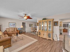 7109 NW 75th St, Tamarac FL 33321