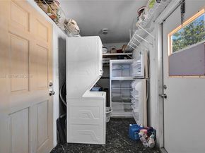 7109 NW 75th St, Tamarac FL 33321