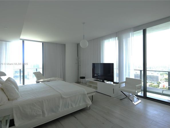 480 NE 31st  st 2607, Miami FL 33137