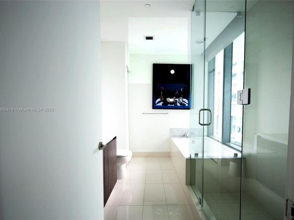 480 NE 31st  st 2607, Miami FL 33137