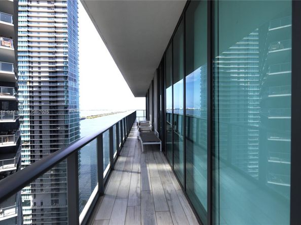 480 NE 31st  st 2607, Miami FL 33137