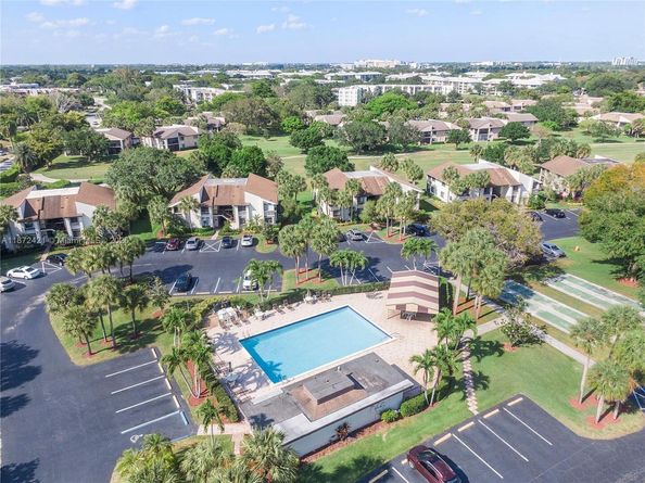 9431 Live Oak Pl 205, Davie FL 33324