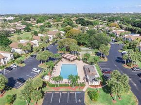 9431 Live Oak Pl 205, Davie FL 33324