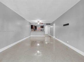 9431 Live Oak Pl 205, Davie FL 33324