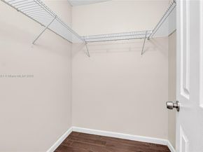 9431 Live Oak Pl 205, Davie FL 33324