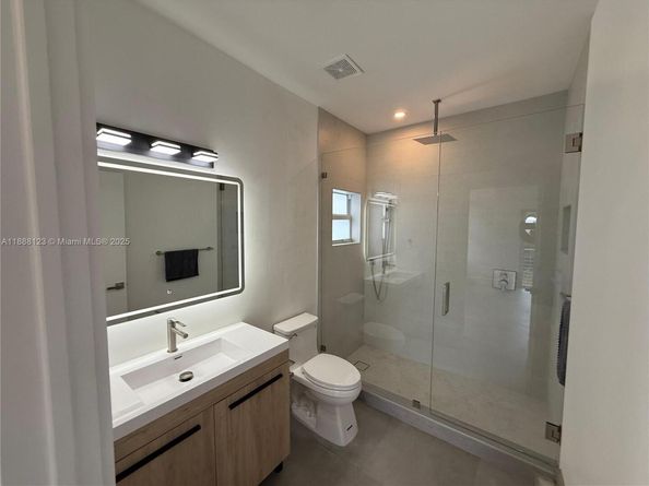3431 NW 14th Ter, Miami FL 33125