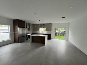 3431 NW 14th Ter, Miami FL 33125