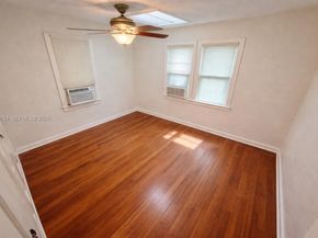 777 NE 144th St, North Miami FL 33161