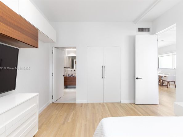 1700 Meridian Ave 406, Miami Beach FL 33139