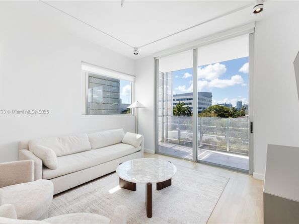 1700 Meridian Ave 406, Miami Beach FL 33139