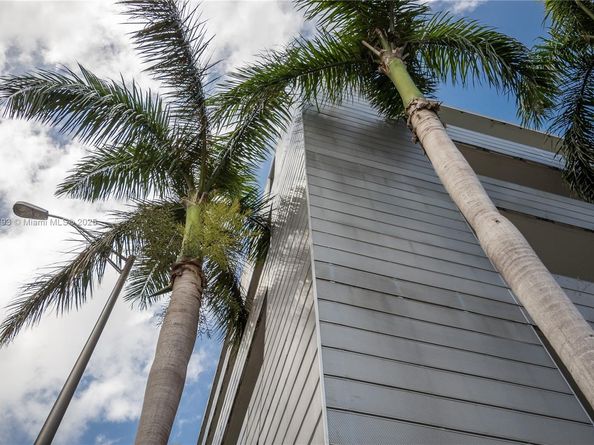 1700 Meridian Ave 406, Miami Beach FL 33139