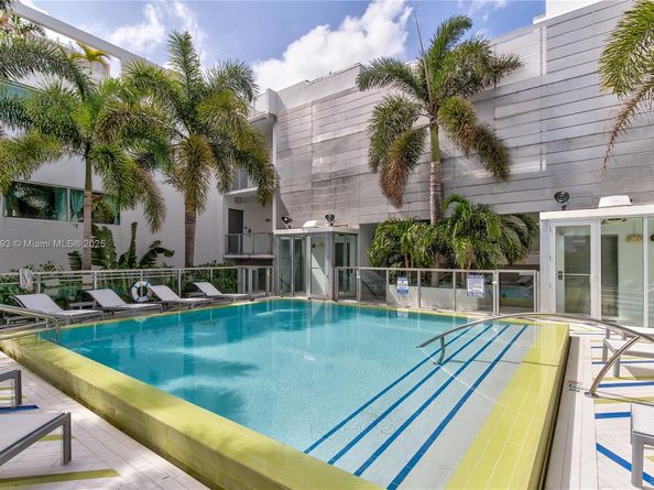 1700 Meridian Ave 406, Miami Beach FL 33139