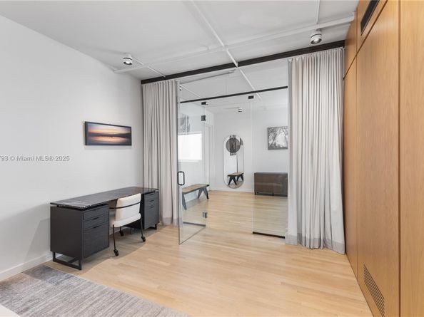 1700 Meridian Ave 406, Miami Beach FL 33139