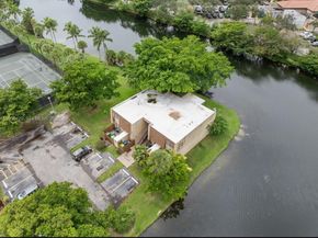 3561 NW 95th Ter 423, Sunrise FL 33351