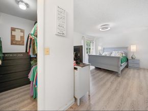 3561 NW 95th Ter 423, Sunrise FL 33351