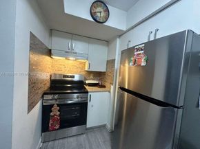 3561 NW 95th Ter 423, Sunrise FL 33351