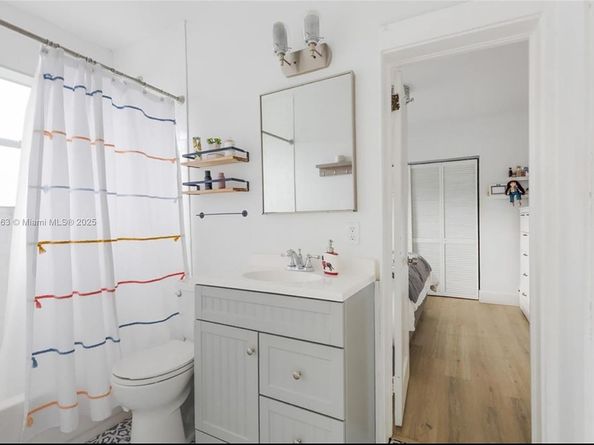 3422 SW 25th St, Miami FL 33133