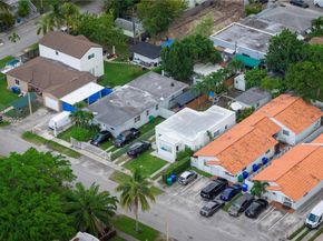 3422 SW 25th St, Miami FL 33133