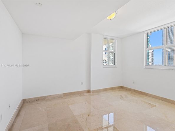 1250 S Miami Ave 3506, Miami FL 33130