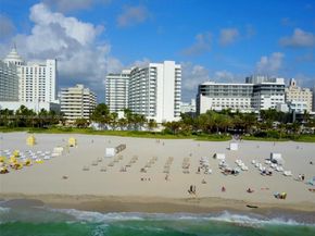 100 Lincoln Rd 747, Miami Beach FL 33139