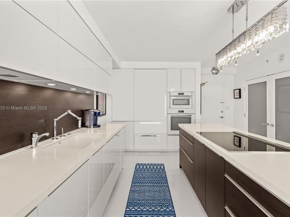 100 Lincoln Rd 747, Miami Beach FL 33139