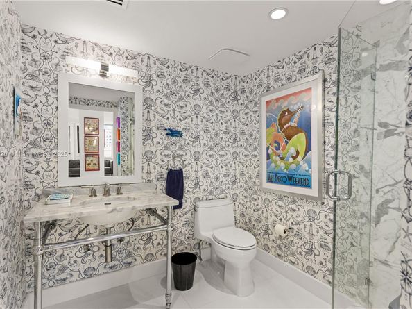 100 Lincoln Rd 747, Miami Beach FL 33139