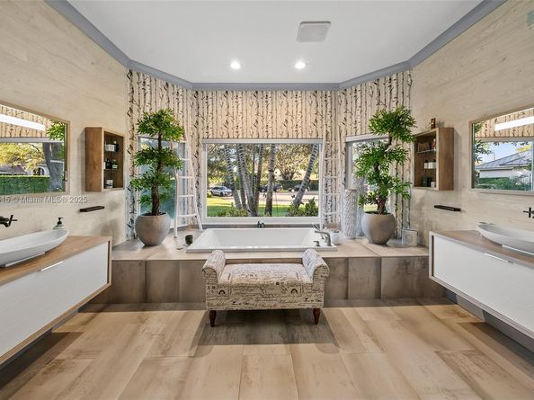 11135 SW 57th Ct, Cooper City FL 33328