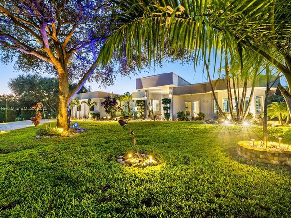 11135 SW 57th Ct, Cooper City FL 33328