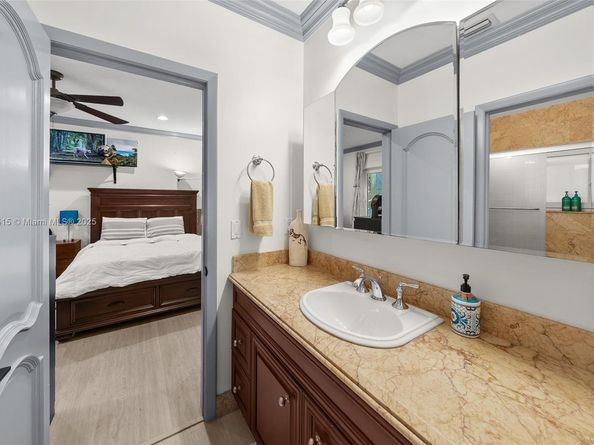 11135 SW 57th Ct, Cooper City FL 33328