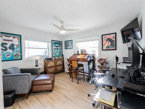 1304 N 40th Ave, Hollywood FL 33021