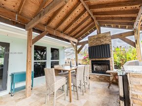 1304 N 40th Ave, Hollywood FL 33021