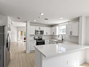 8999 NW 107th Ct 2161, Doral FL 33178