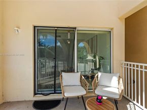 8999 NW 107th Ct 2161, Doral FL 33178