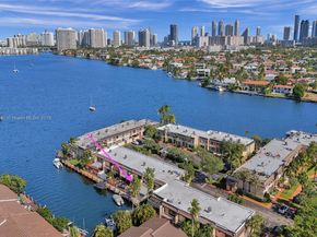 16478 NE 27th Pl 34, Eastern Shores FL 33160