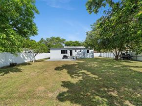 210 NW 126th St, North Miami FL 33168