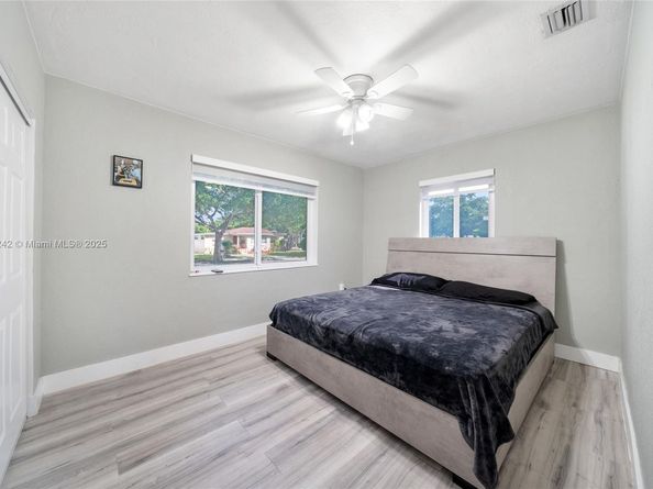 210 NW 126th St, North Miami FL 33168