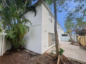 9140 SW 148th Ct, Miami FL 33196