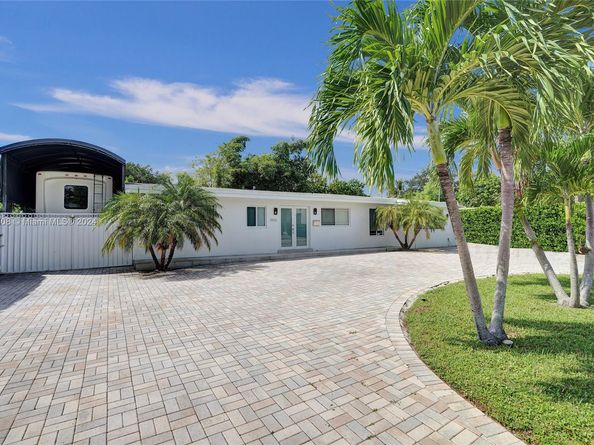 1910 N Hibiscus Dr, North Miami FL 33181