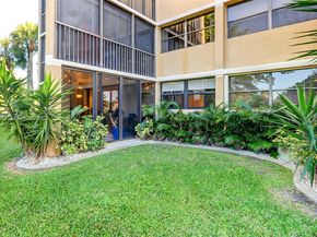 16175 Golf Club Rd 113, Weston FL 33326