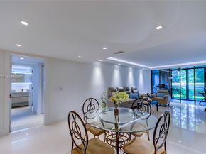 16175 Golf Club Rd 113, Weston FL 33326