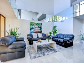 16175 Golf Club Rd 113, Weston FL 33326