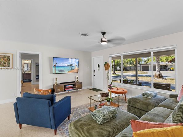 1116 SE 13th Ct, Deerfield Beach FL 33441